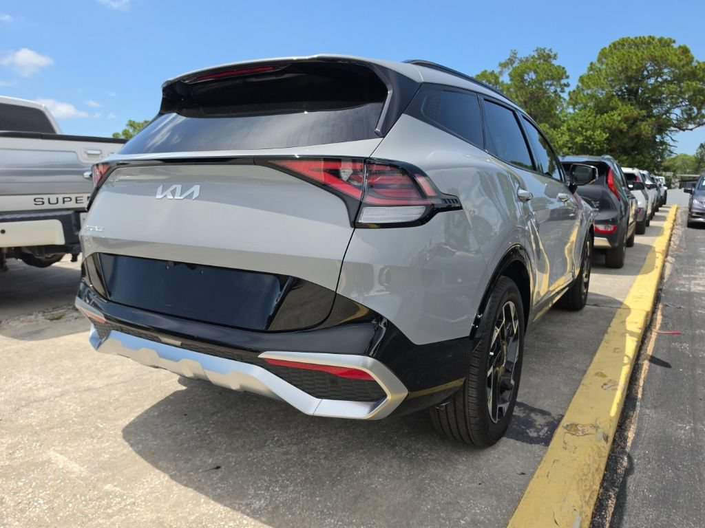 Certified 2024 Kia Sportage SX FWD image 17