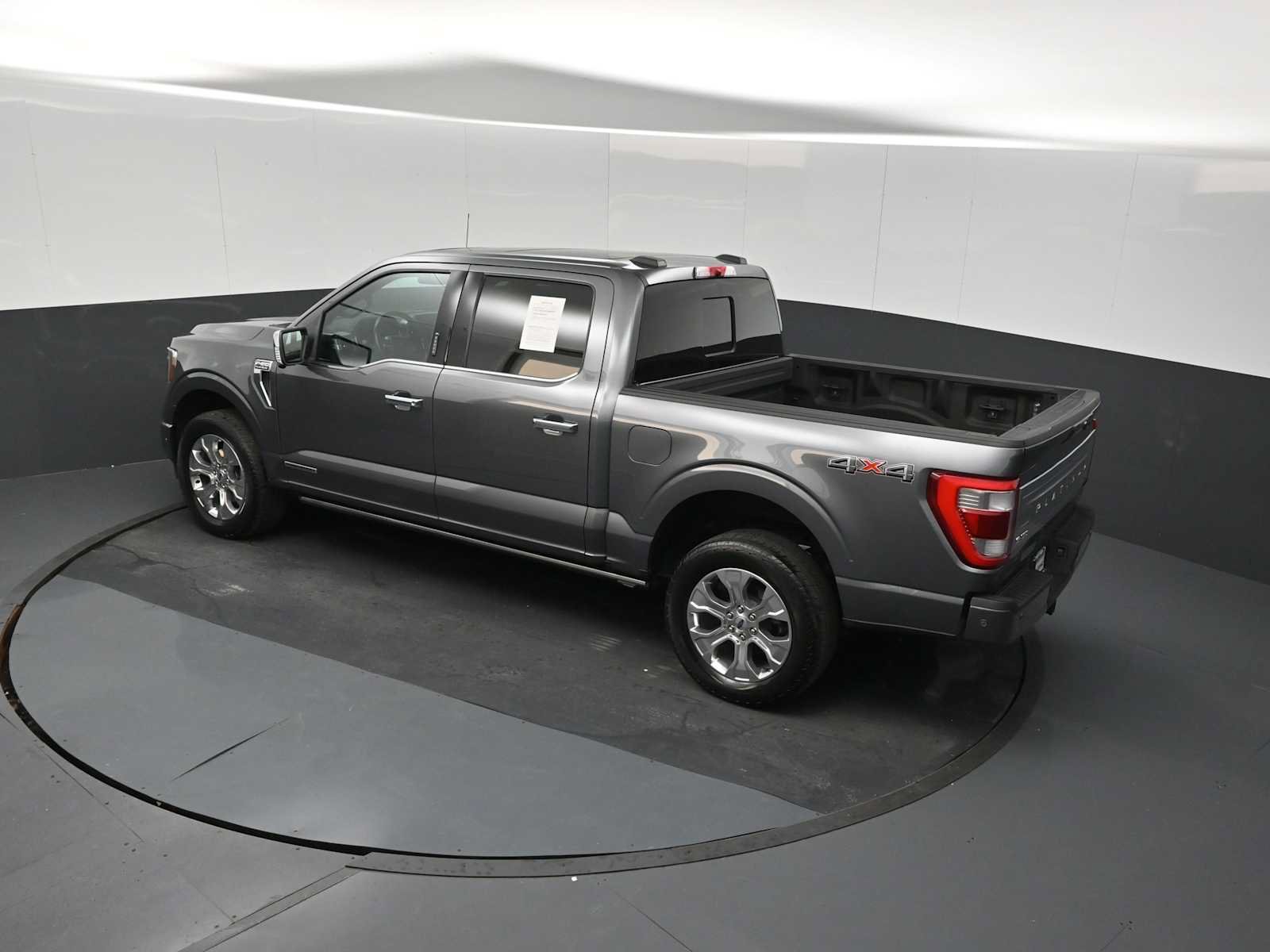 Used 2022 Ford F150 Platinum w/ Equipment Group 701A High AWD/4WD image 35