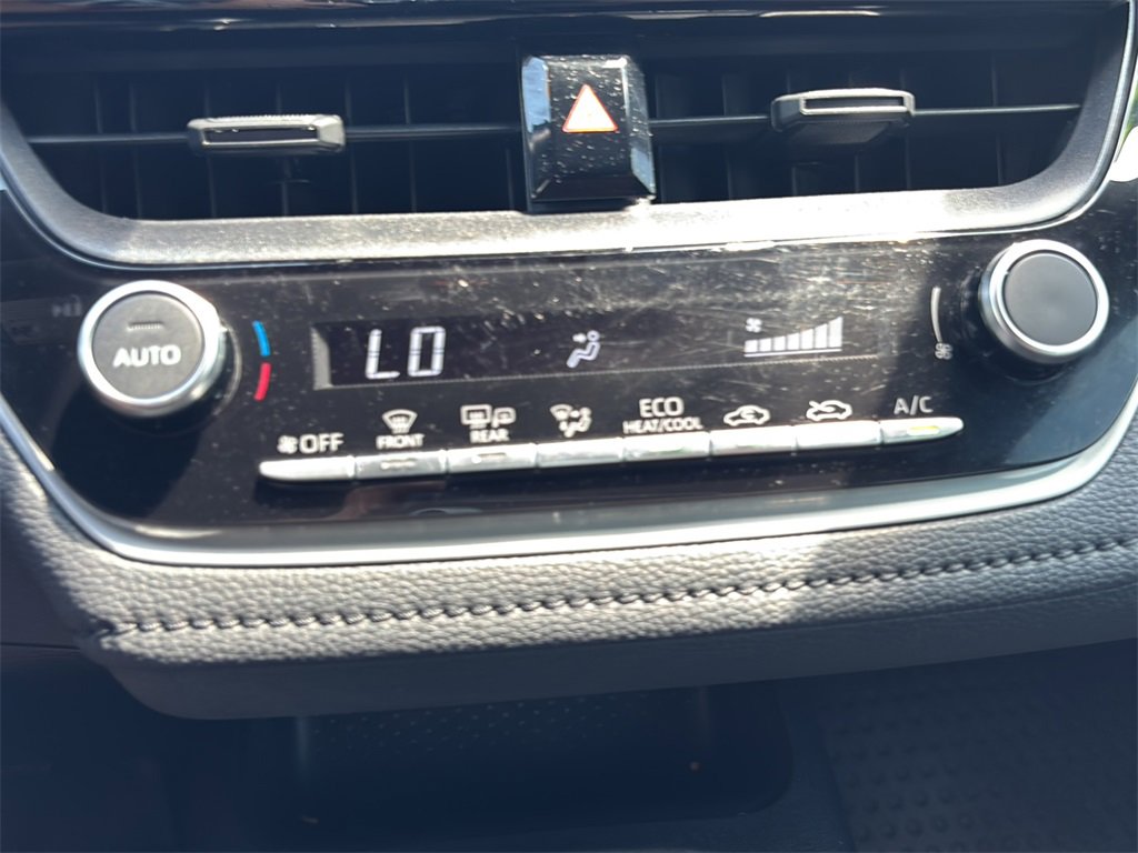 Used 2024 Toyota Corolla SE image 24