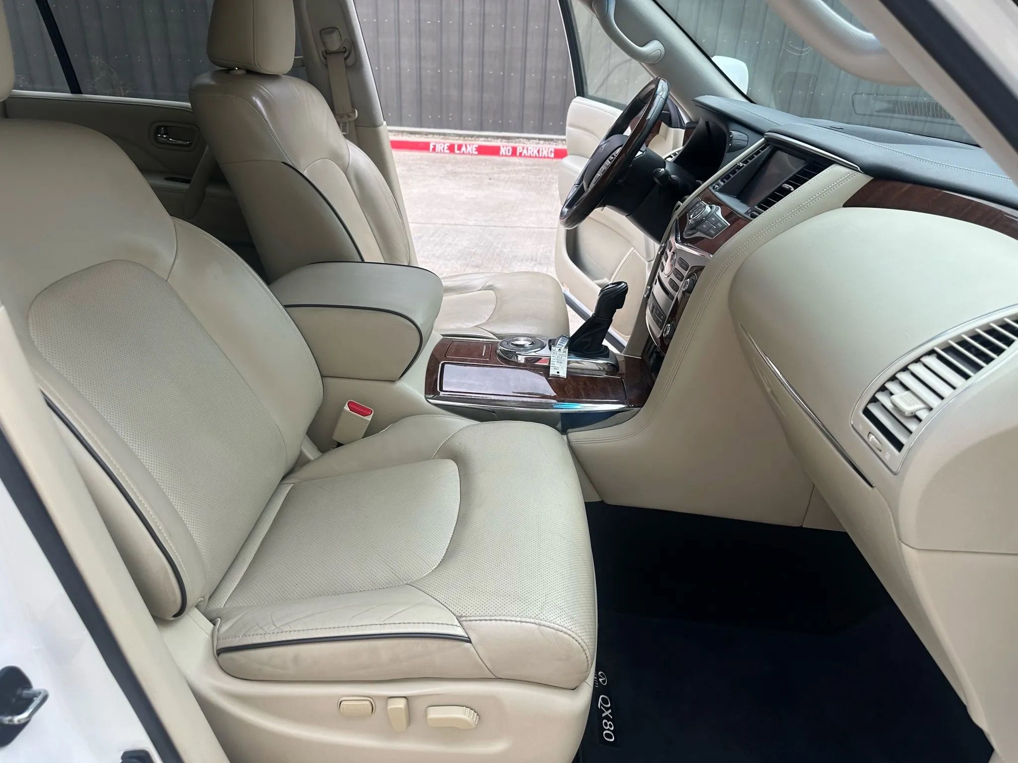 Used 2018 INFINITI QX80 2WD w/ Driver Assistance Package image 26