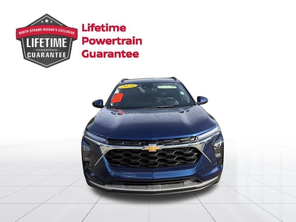 Used 2024 Chevrolet Trax LT FWD image 10