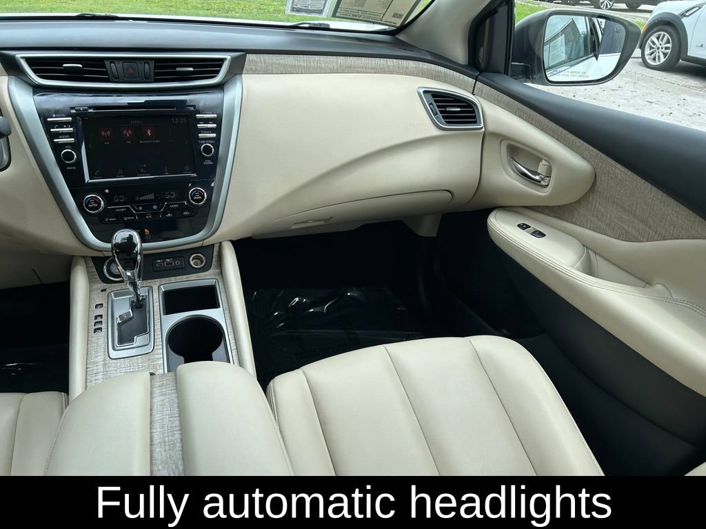 Used 2022 Nissan Murano SV FWD image 11