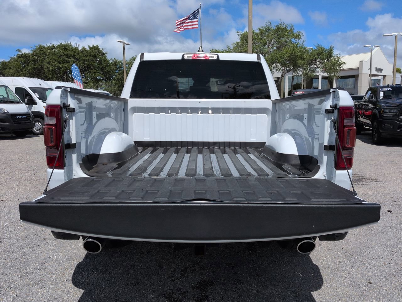 Used 2022 RAM 1500 Laramie RWD image 13