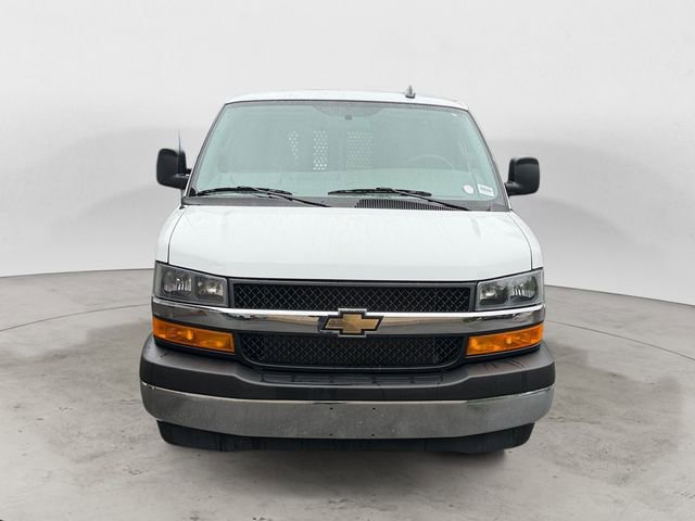 Used 2024 Chevrolet Express 2500 w/ Driver Convenience Package RWD image 8