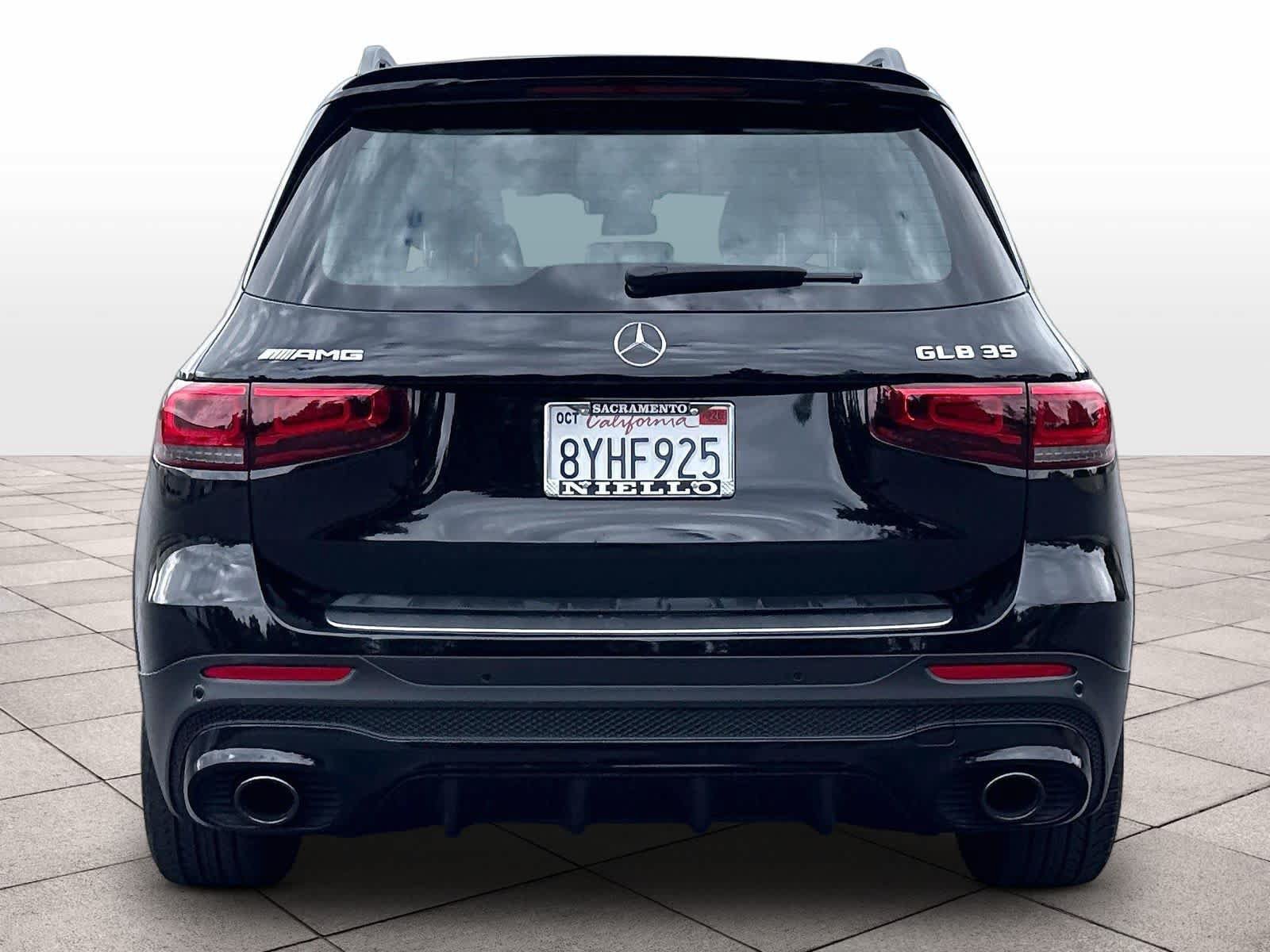 Used 2021 Mercedes-Benz GLB 35 AMG 4MATIC image 7