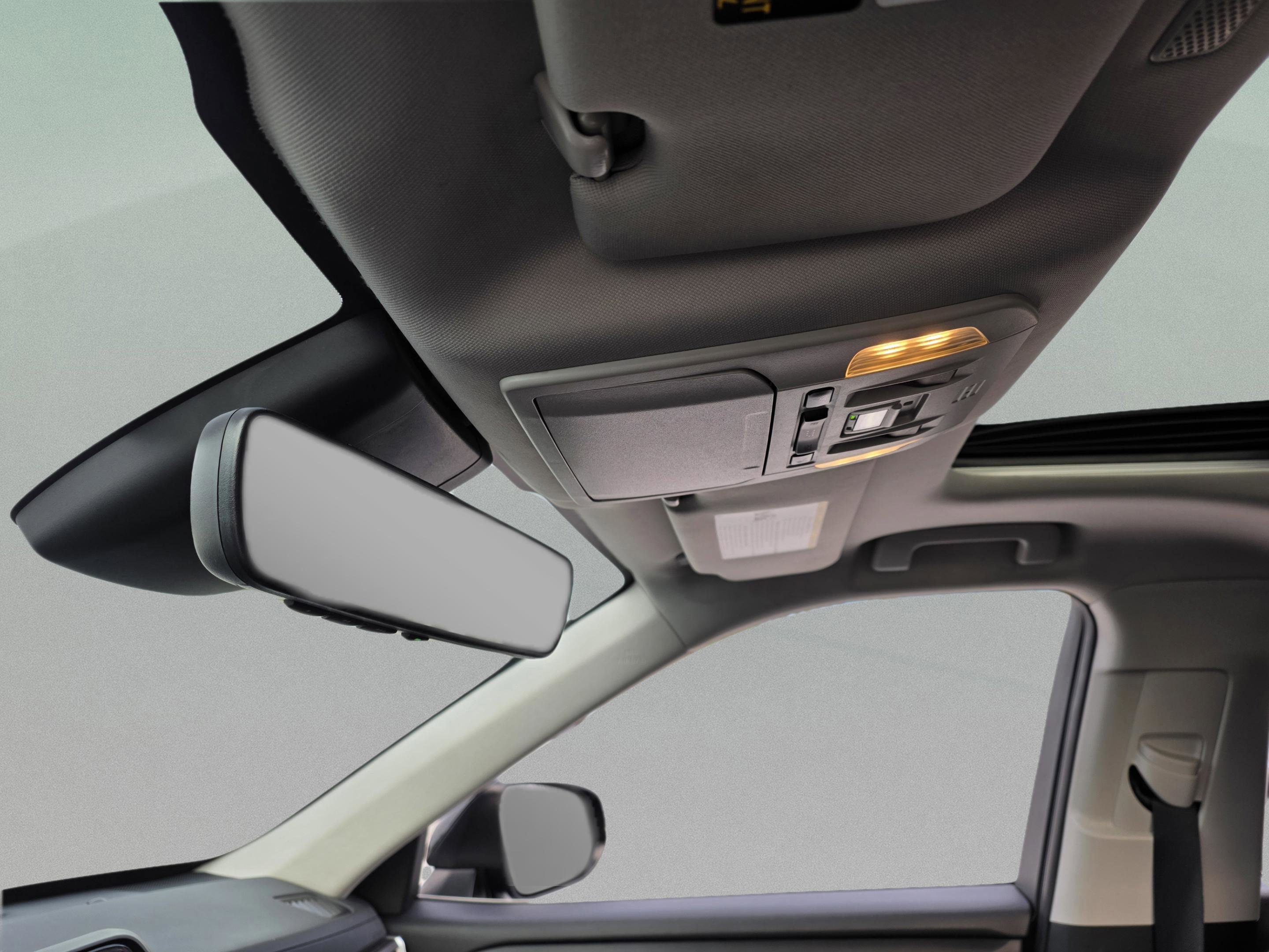 Used 2020 Toyota Highlander XLE image 15