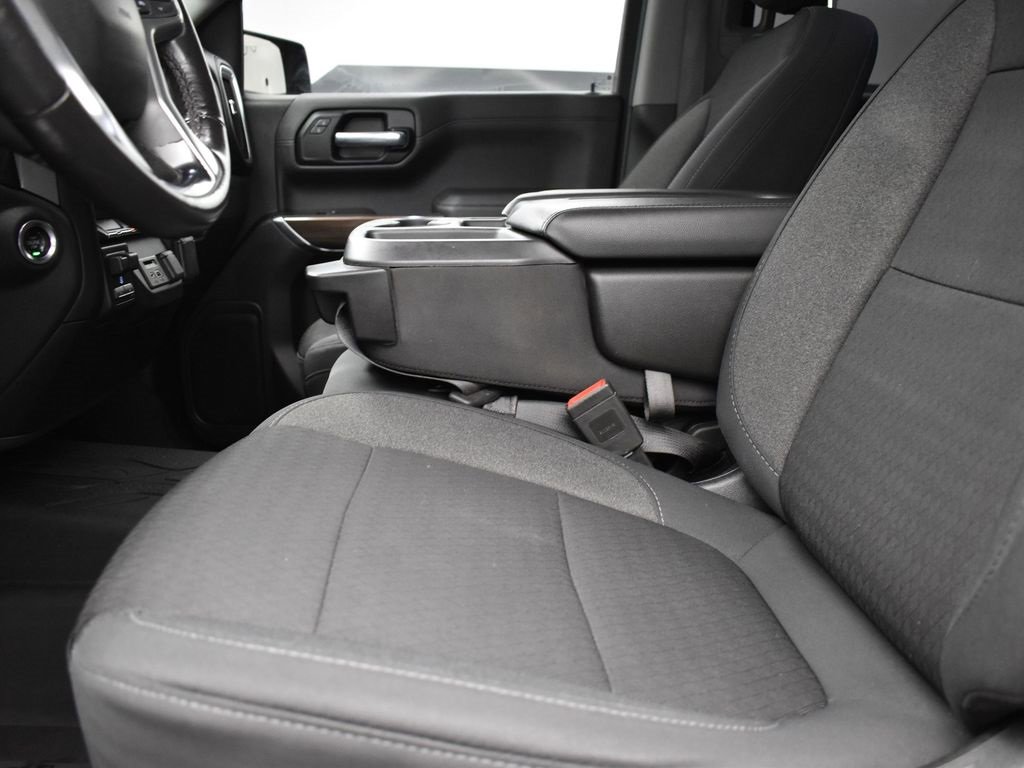 Used 2020 Chevrolet Silverado 1500 LT w/ Texas Edition image 13