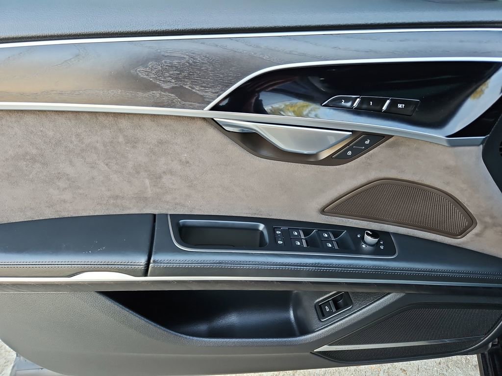Used 2019 Audi A8 L 3.0T w/ Executive Package image 28