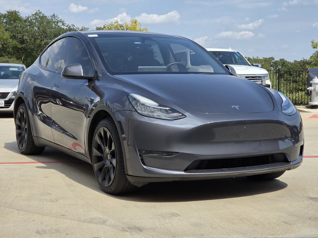 Used 2023 Tesla Model Y Long Range AWD/4WD image 2
