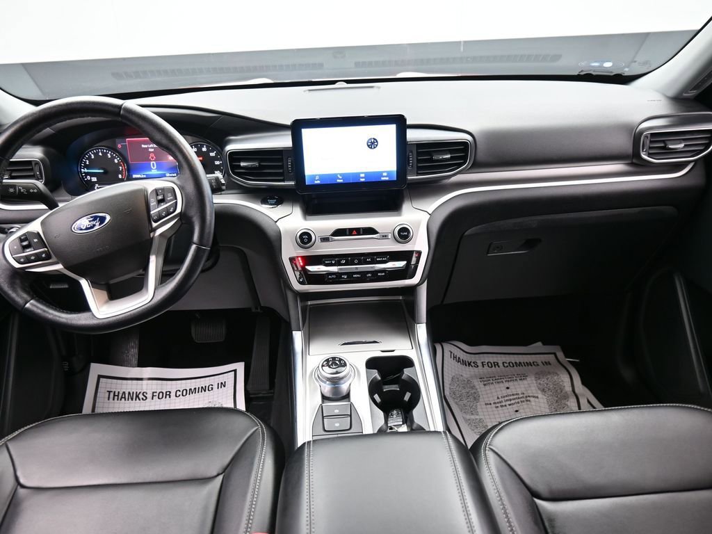 Used 2022 Ford Explorer XLT w/ Equipment Group 202A image 13