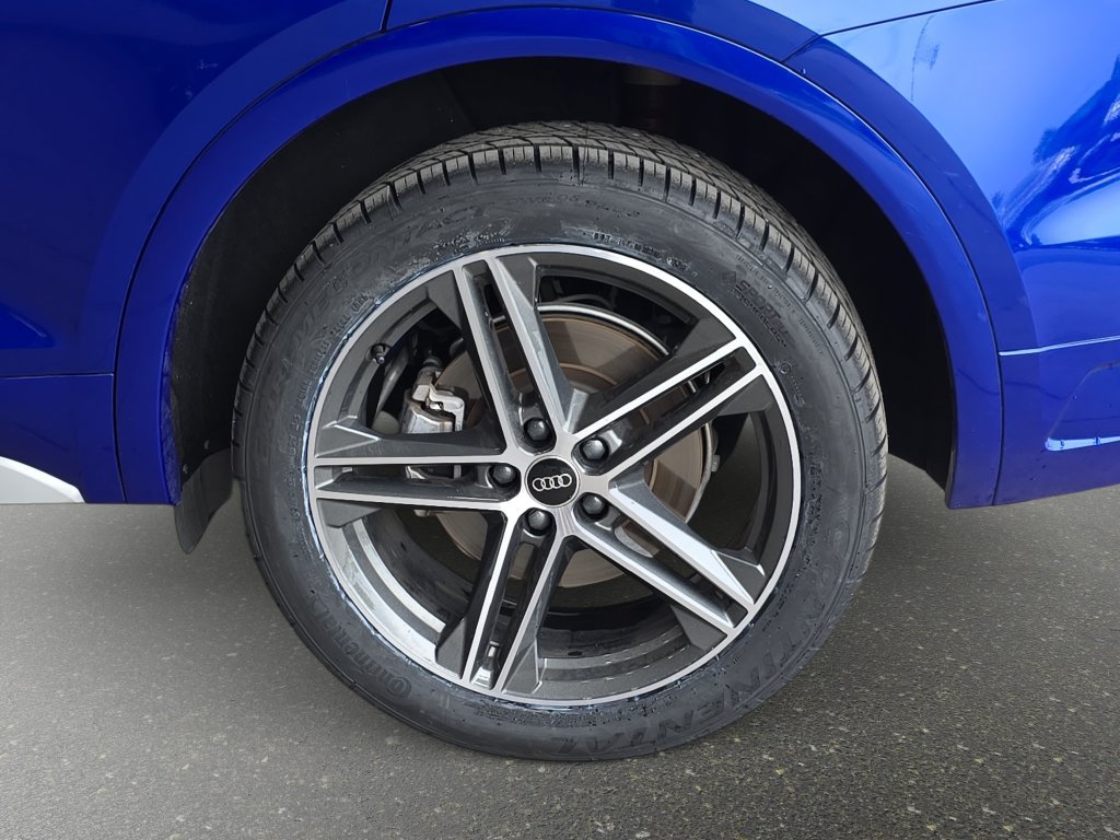 Used 2024 Audi Q5 e Premium Plus w/ Premium Plus Package AWD/4WD image 34