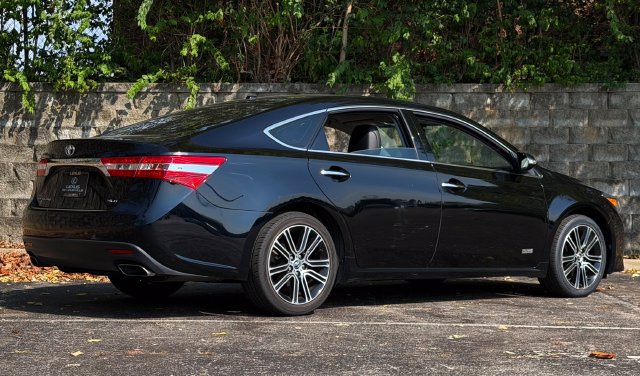 Used 2015 Toyota Avalon XLE Touring Sport Edition FWD image 6
