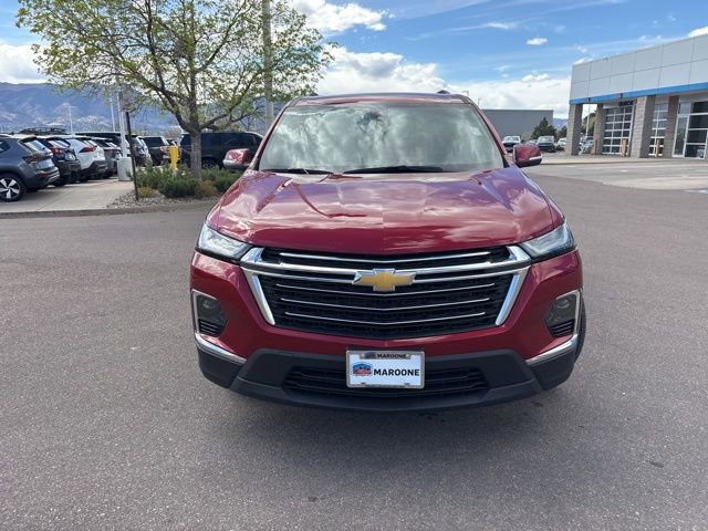 Used 2023 Chevrolet Traverse LT FWD image 2
