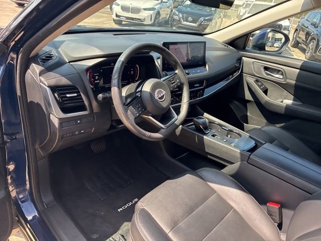 Used 2024 Nissan Rogue SL w/ SL Premium Package FWD image 11
