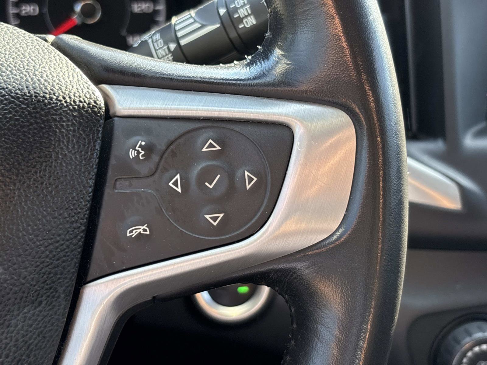 Used 2018 GMC Terrain SLE image 18