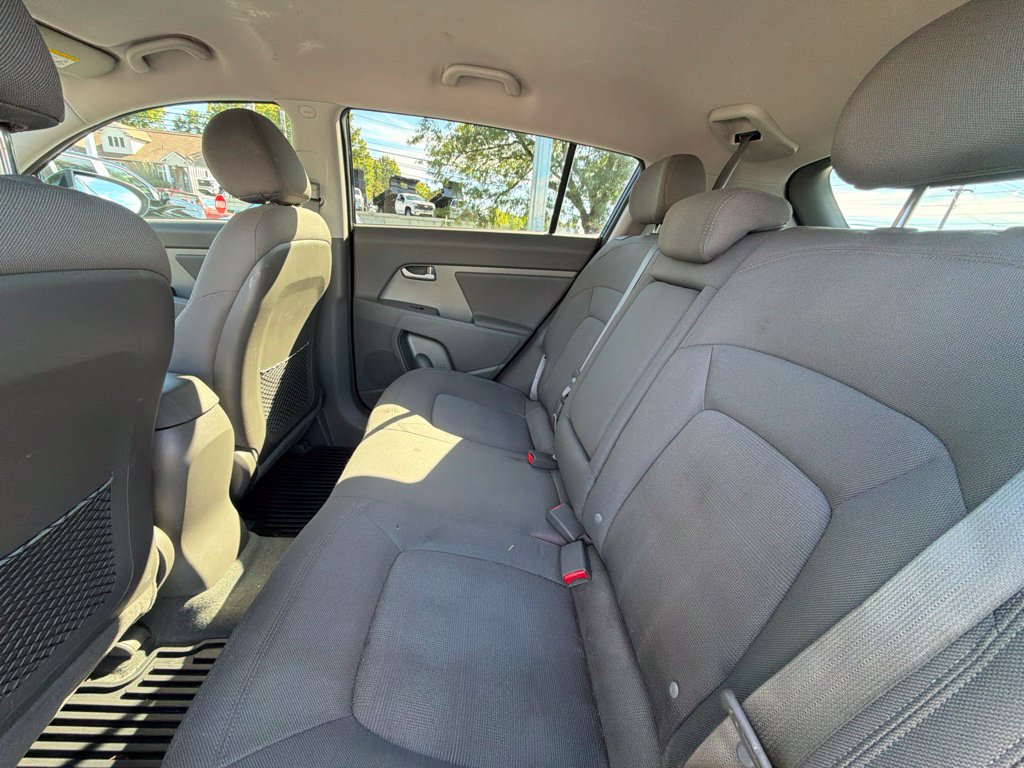 Used 2012 Kia Sportage LX FWD image 9