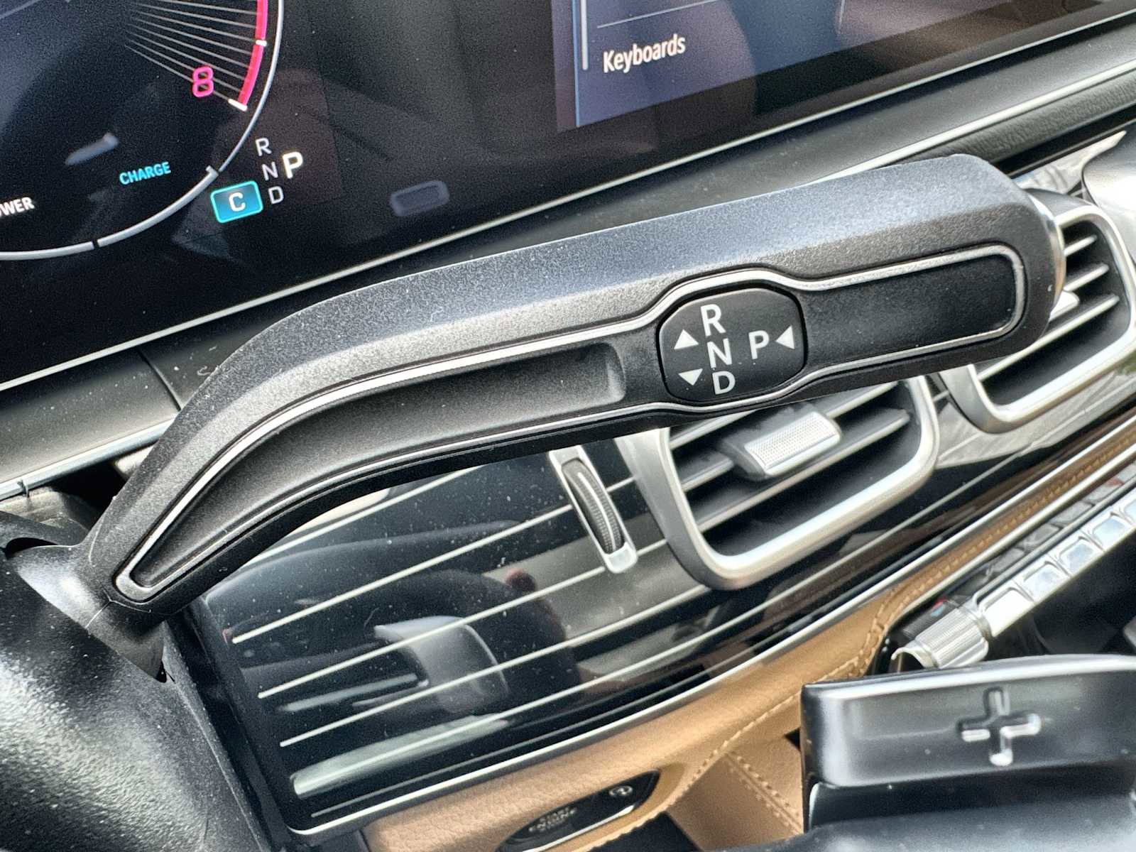 New 2026 Mercedes-Benz GLS 450 4MATIC image 23