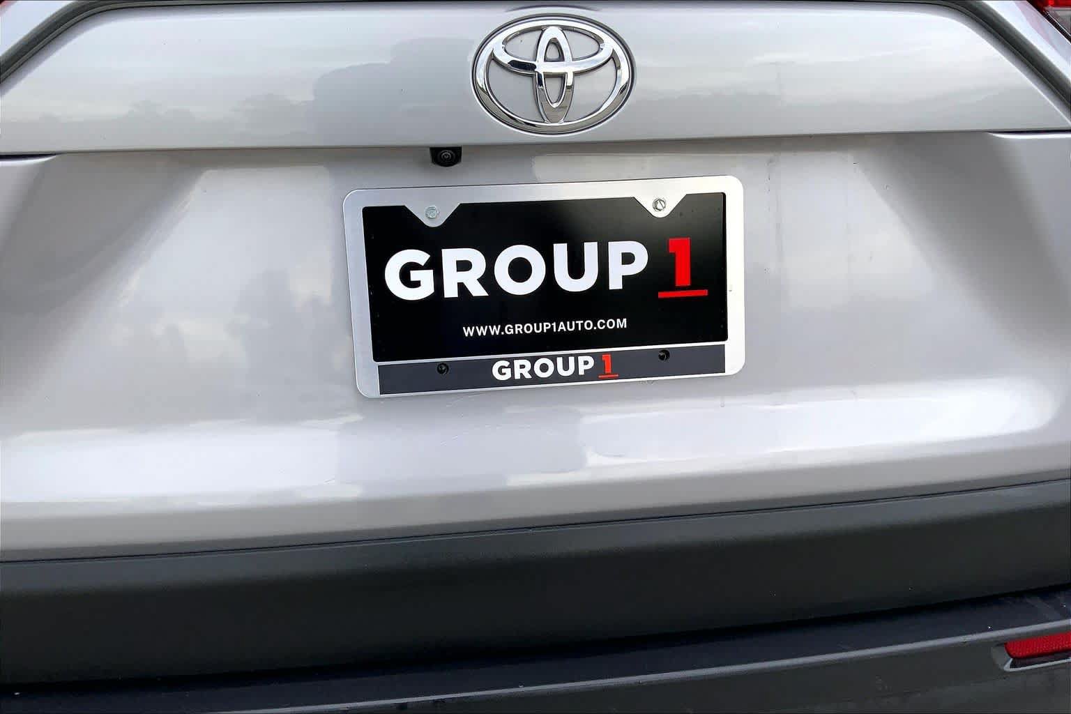 Used 2024 Toyota RAV4 XLE FWD image 9