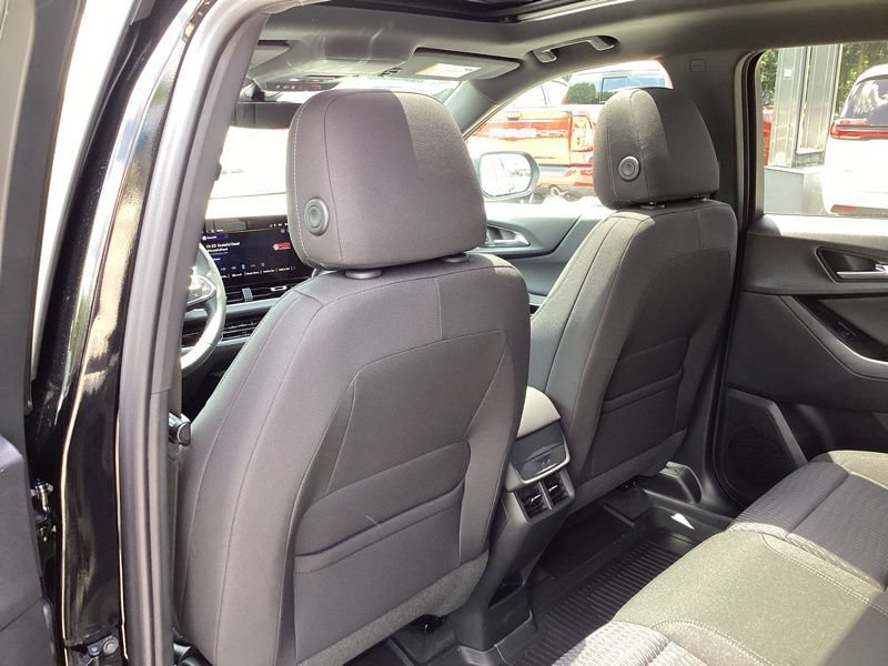 New 2027 Chevrolet Equinox LT w/ Safety and Technology Package AWD/4WD image 18