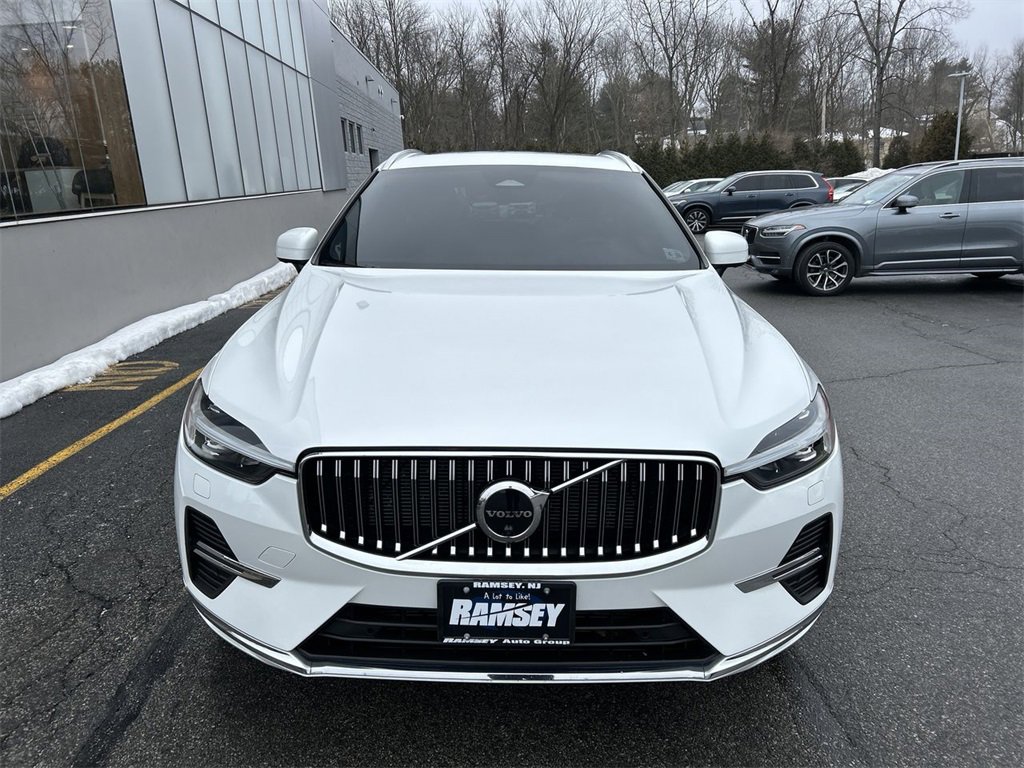 Certified 2023 Volvo XC60 B5 Plus w/ Climate Package image 3