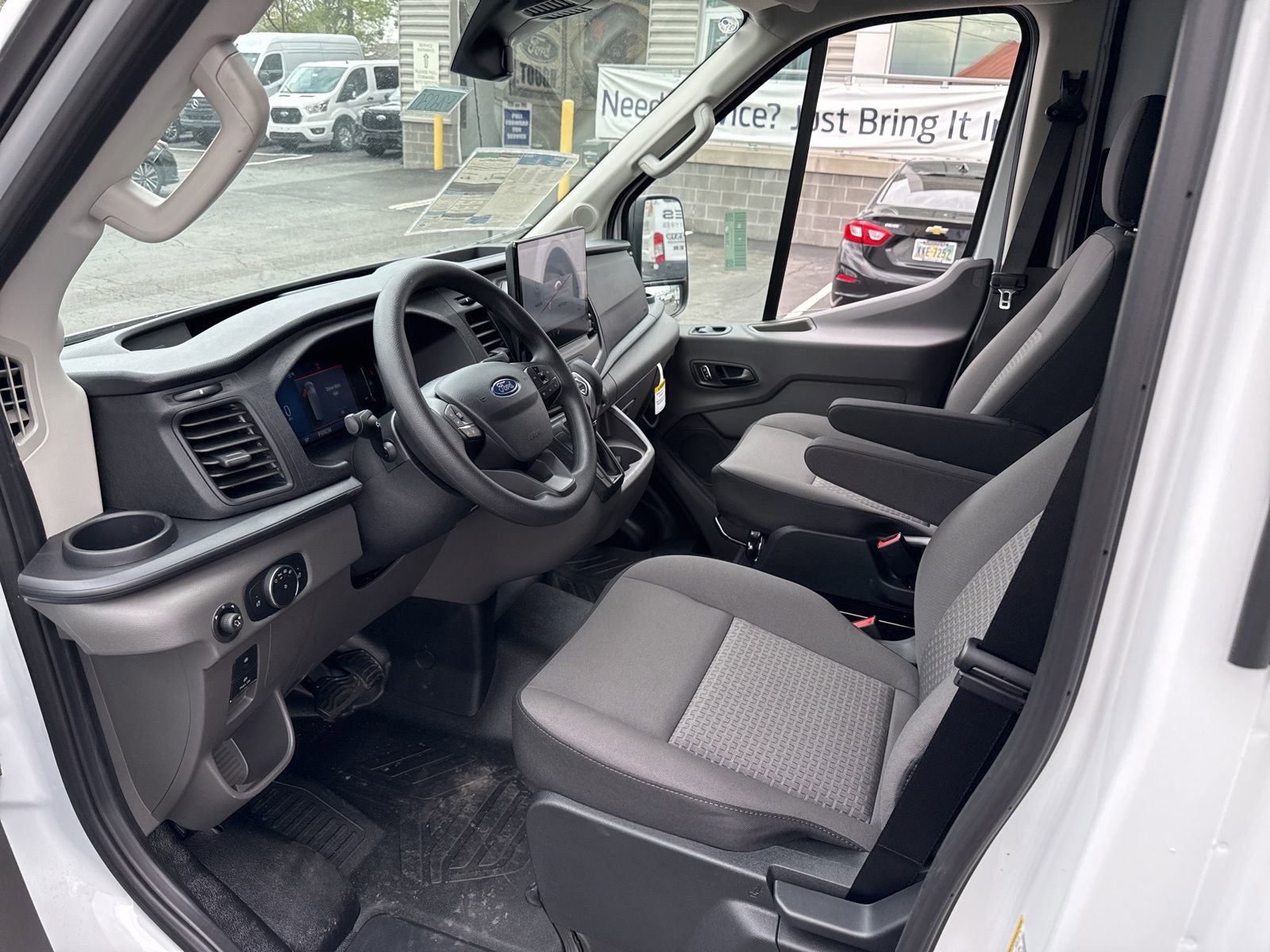 New 2026 Ford Transit 250 148 Medium Roof RWD image 21