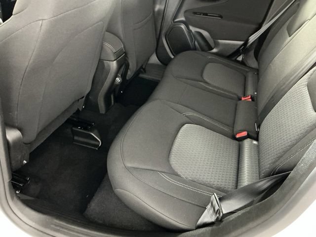 Used 2021 Jeep Renegade Latitude AWD/4WD image 10