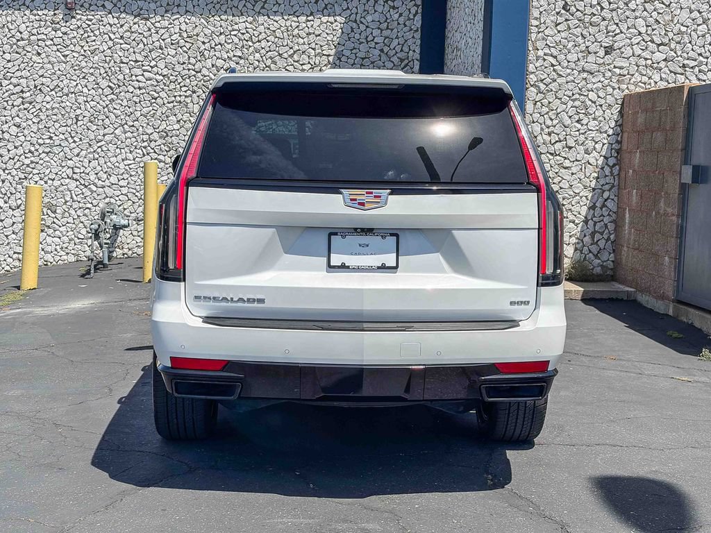 Certified 2022 Cadillac Escalade Sport AWD/4WD image 3