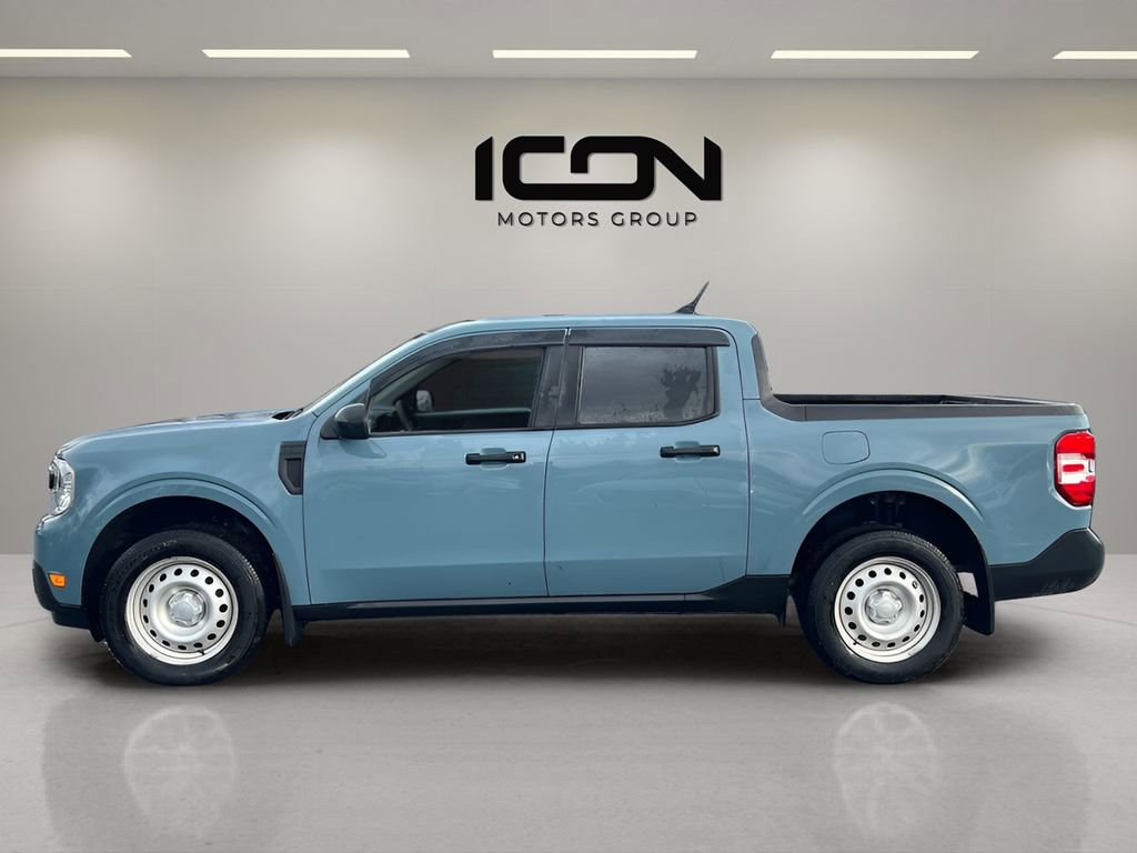 Used 2023 Ford Maverick XL image 2