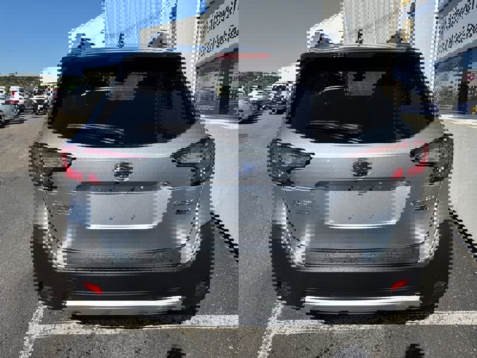 New 2025 Subaru Outback Touring image 4