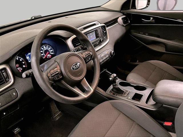 Used 2016 Kia Sorento FWD image 12