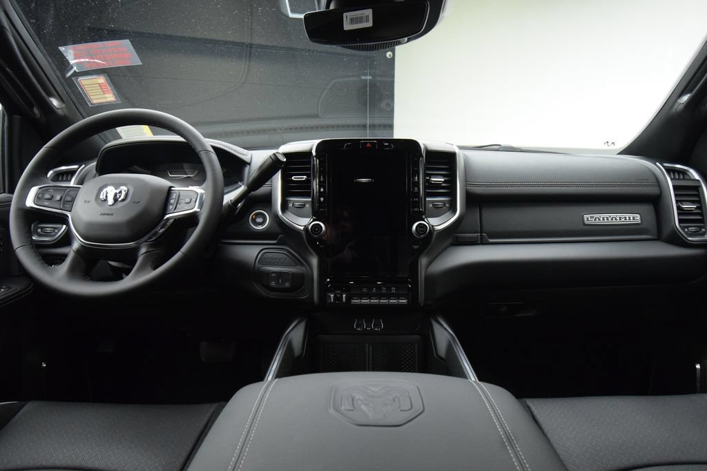 New 2026 RAM 2500 Laramie AWD/4WD image 41