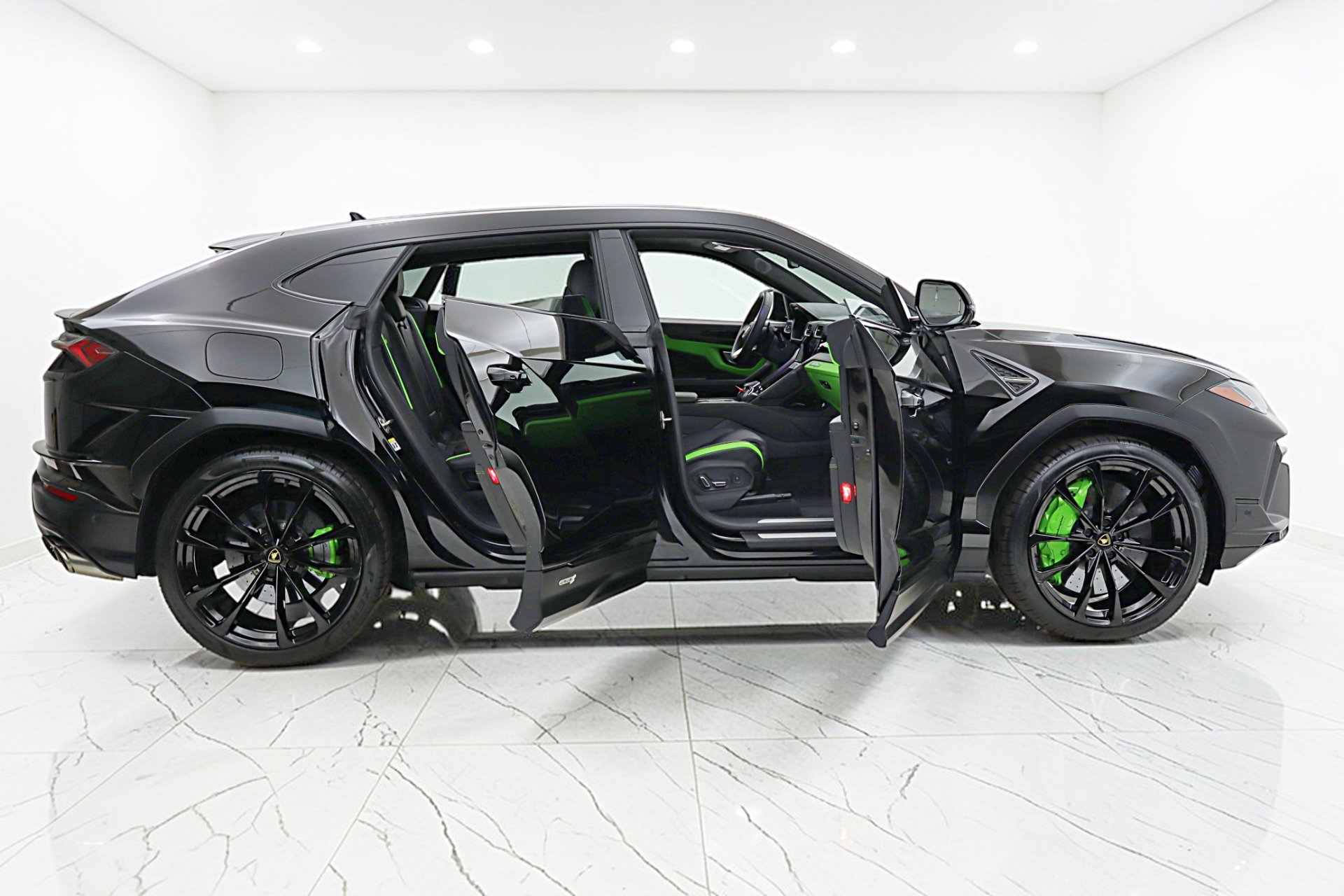 Used 2024 Lamborghini Urus S image 25