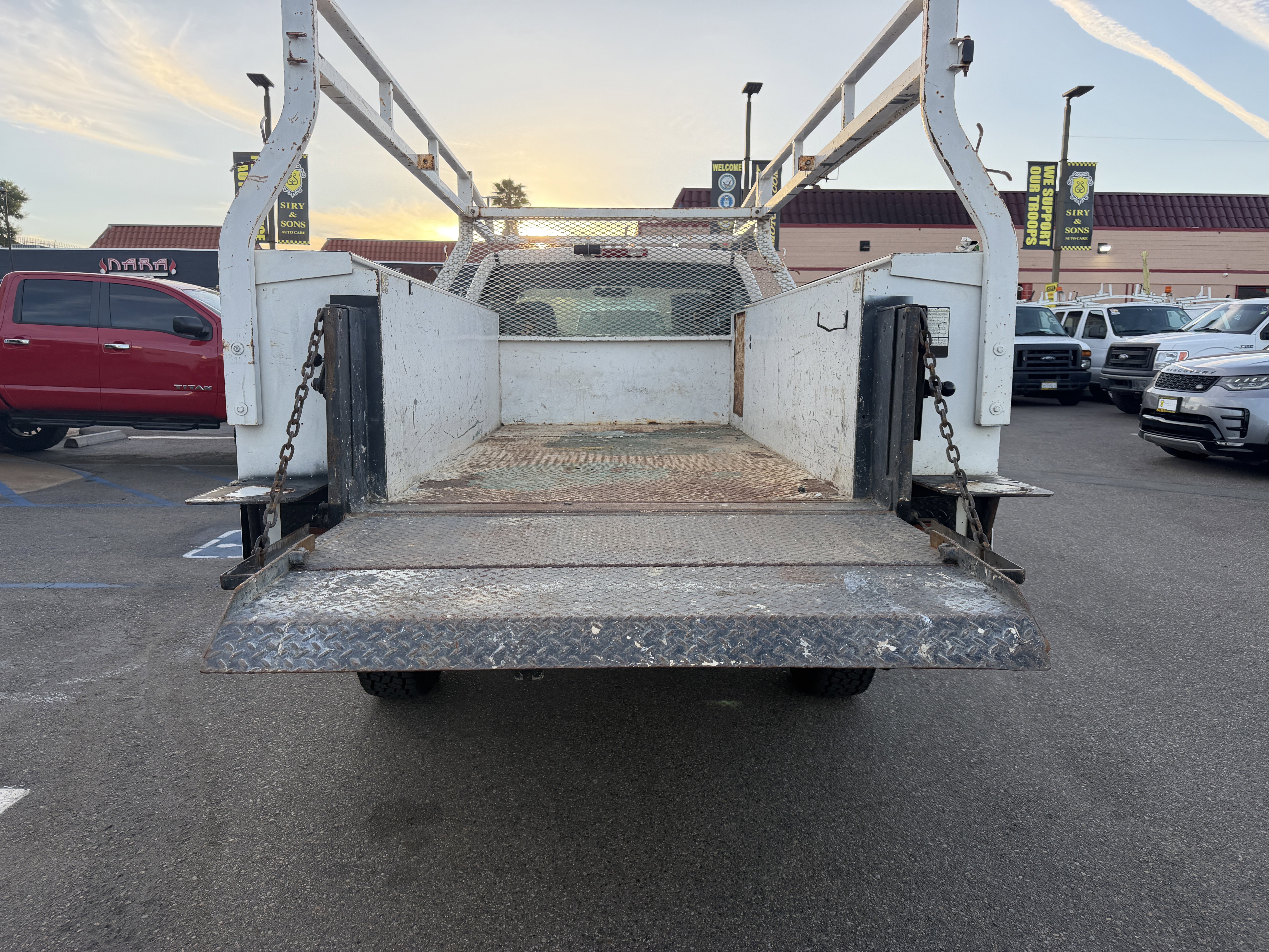 Used 2004 Chevrolet Silverado 2500 2WD Regular Cab image 13