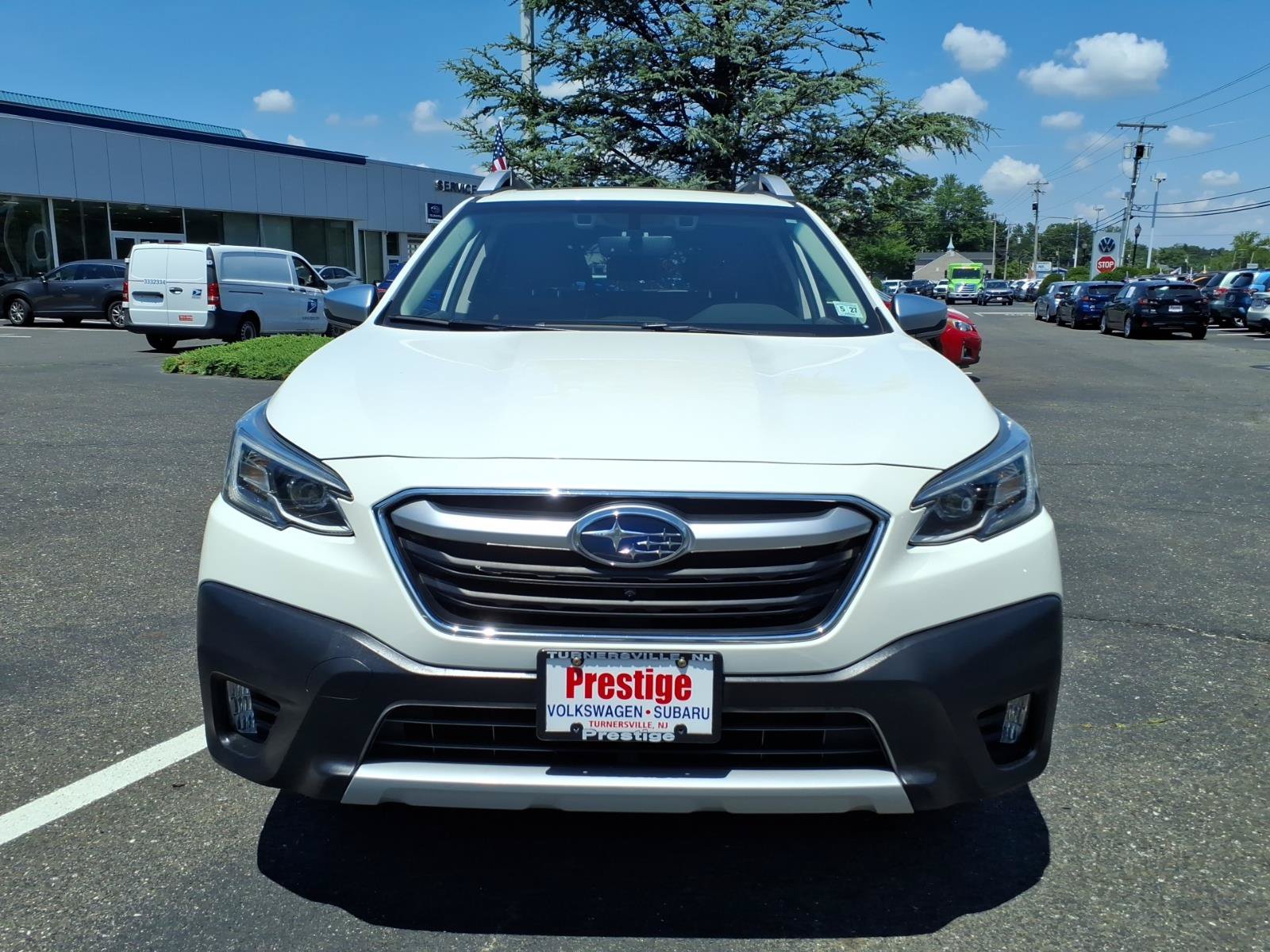 Certified 2022 Subaru Outback Premium AWD/4WD image 6