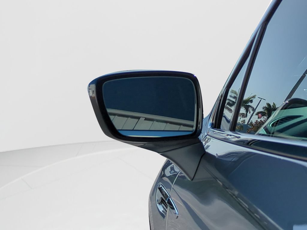 Used 2023 Buick Enclave Avenir w/ Avenir Technology Package FWD image 9