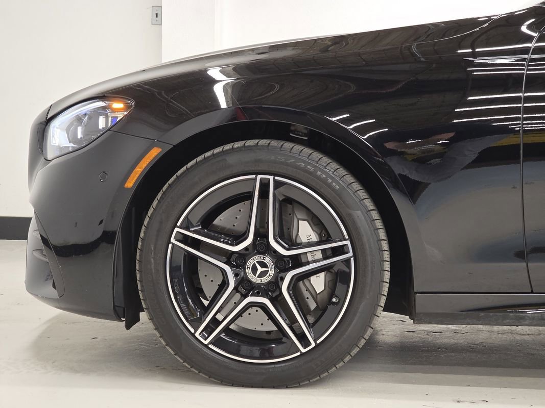 Used 2022 Mercedes-Benz E 450 4MATIC Sedan image 36