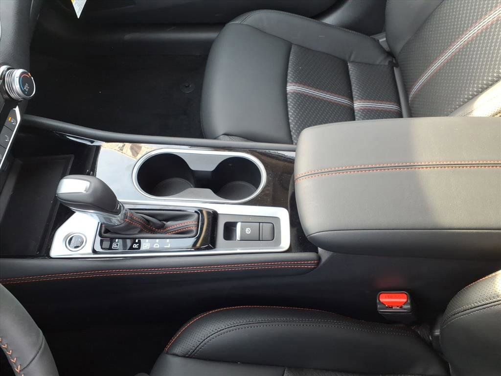 New 2025 Nissan Altima 2.5 SR image 15