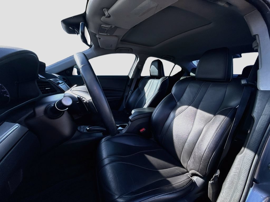 Used 2019 Acura ILX FWD image 12