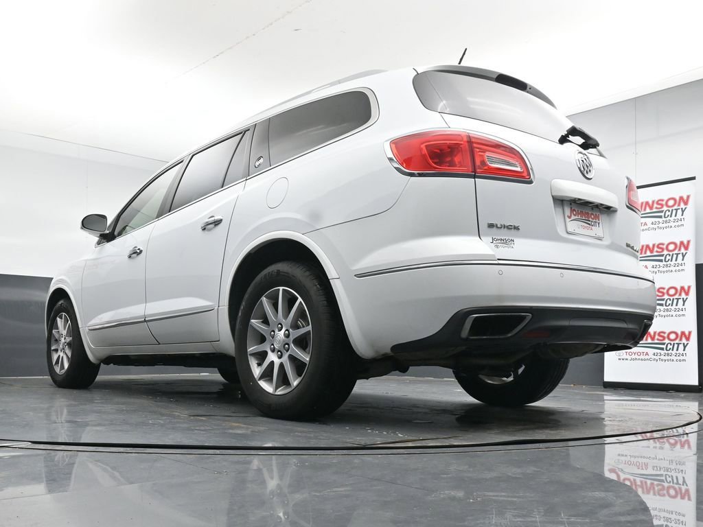 Used 2017 Buick Enclave Leather FWD image 38