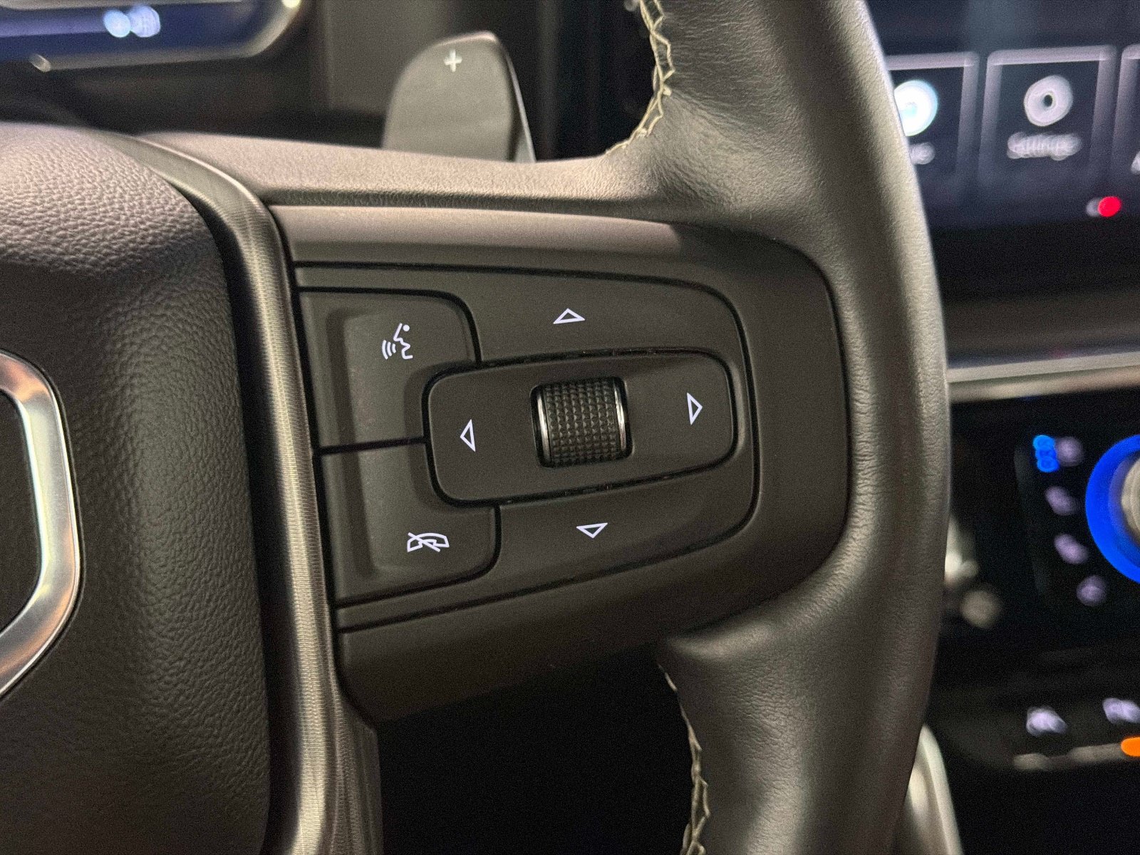 Used 2024 GMC Sierra 1500 Denali Ultimate AWD/4WD image 45