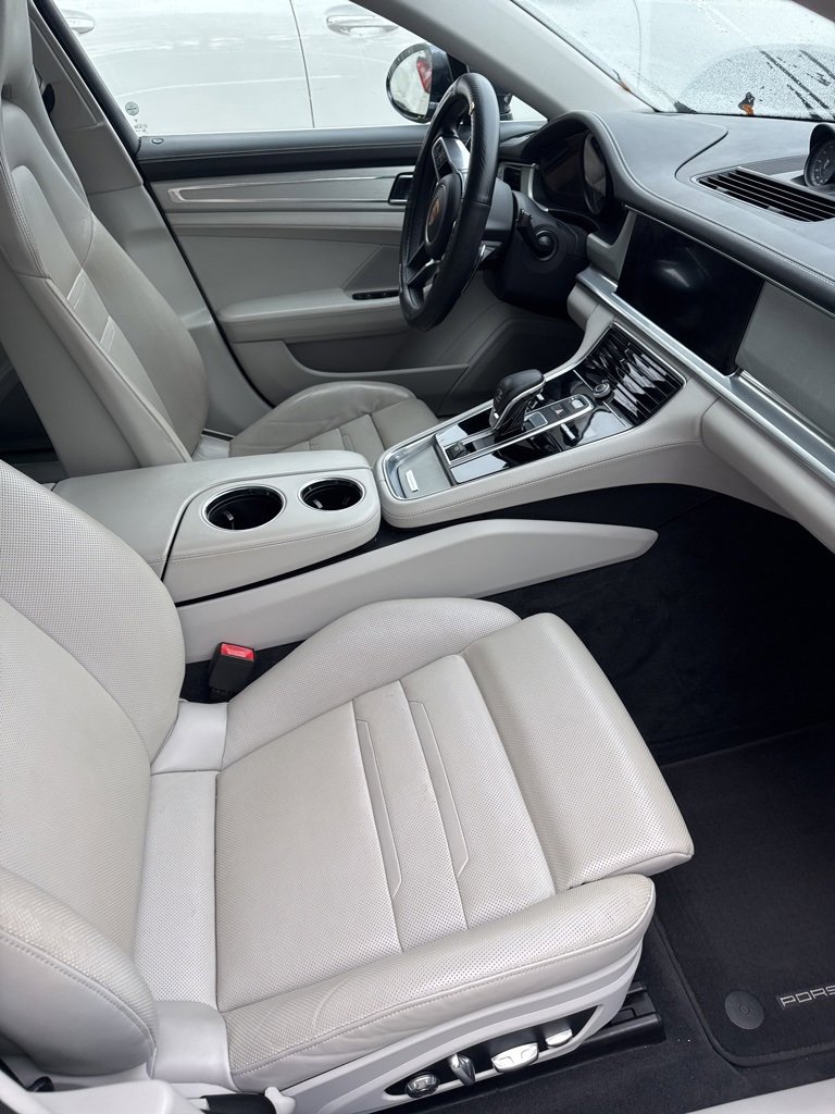 Used 2018 Porsche Panamera 4S image 5