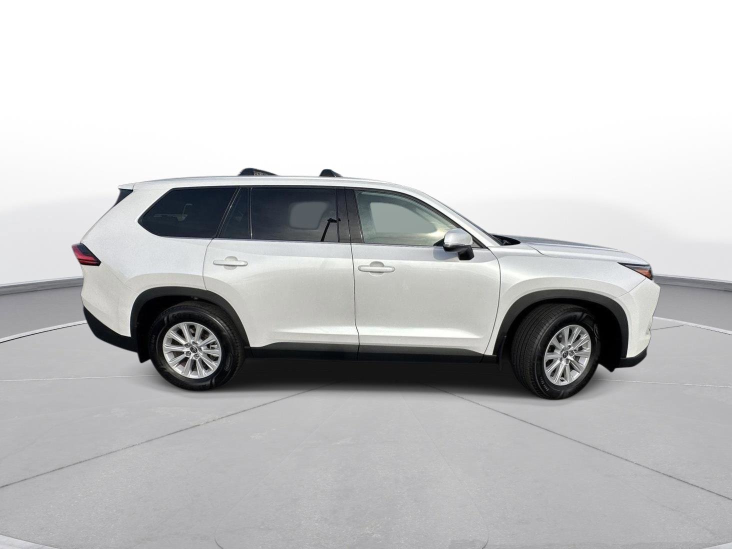 Used 2024 Toyota Grand Highlander XLE image 11