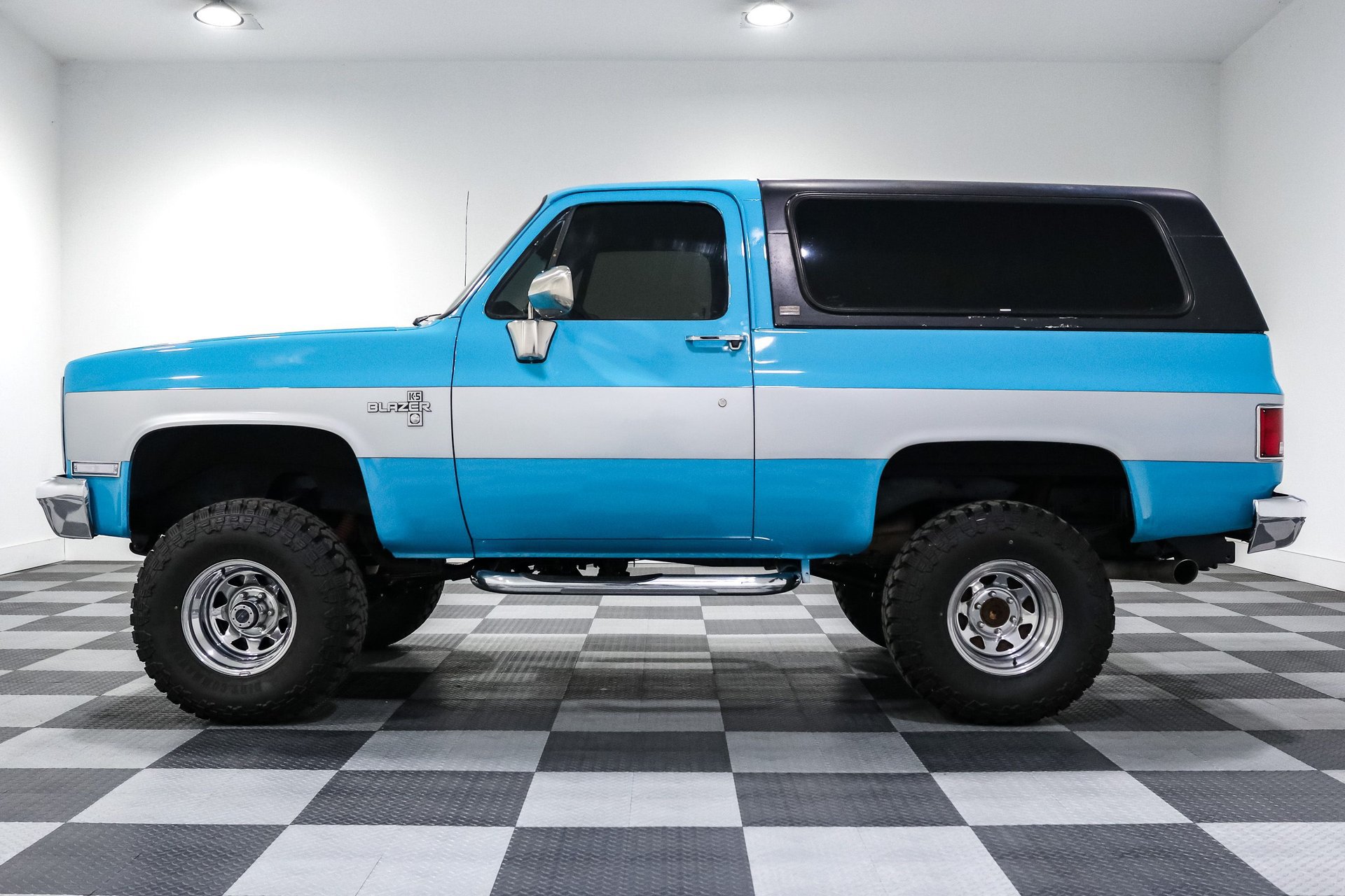 Used 1990 Chevrolet Blazer 4WD image 4