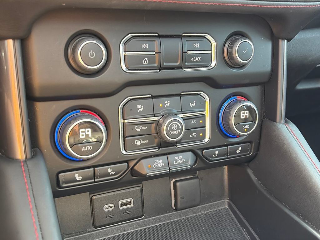 Used 2023 Chevrolet Tahoe RST AWD/4WD image 25