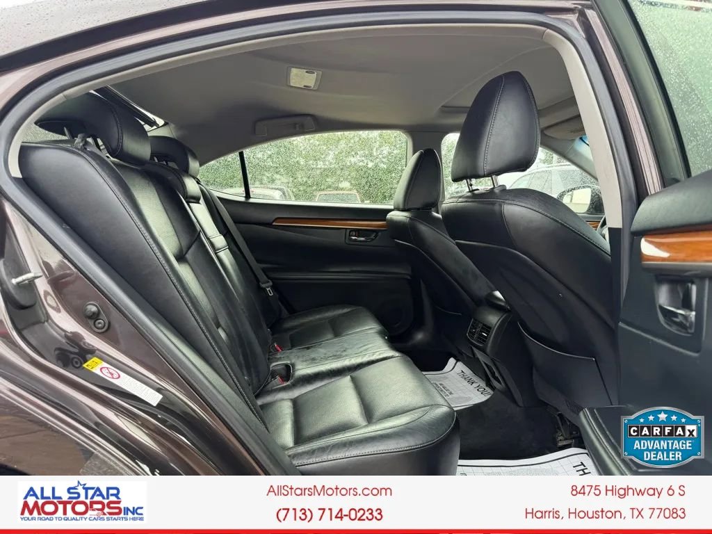 Used 2013 Lexus ES 300h w/ Luxury Pkg FWD image 17