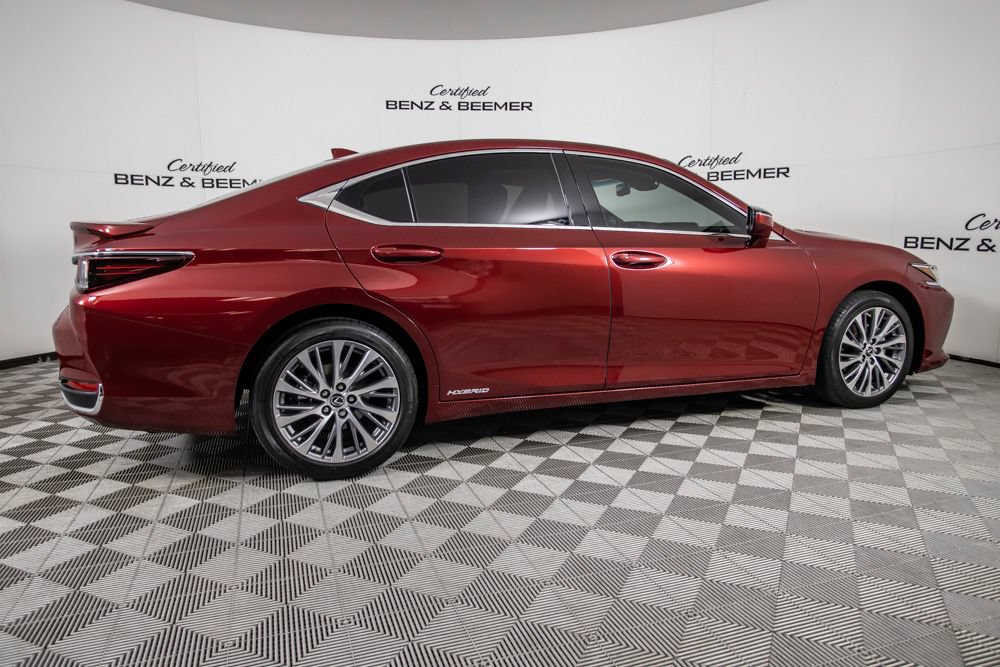 Used 2021 Lexus ES 300h w/ Premium Package FWD image 4