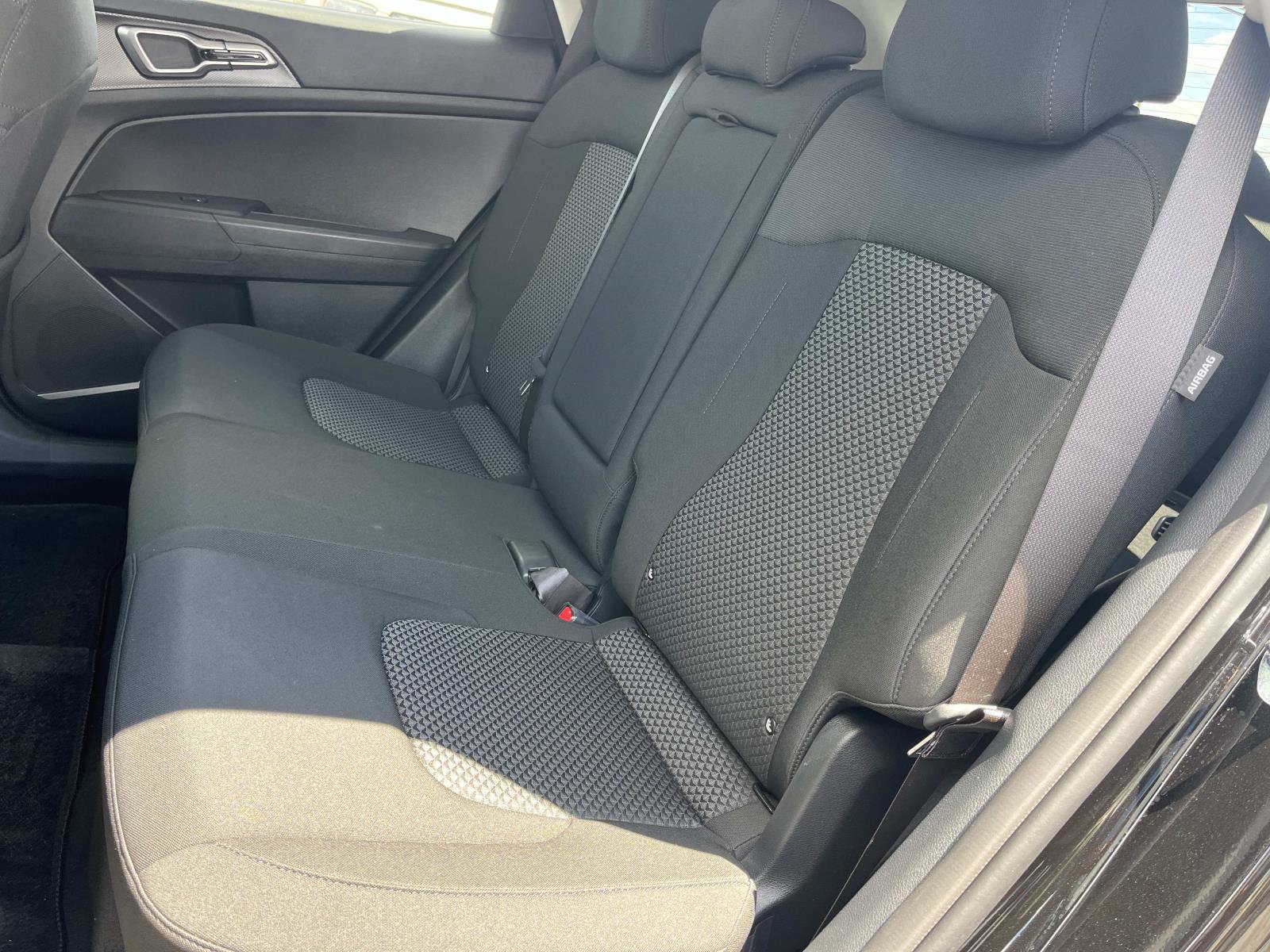 Used 2025 Kia Sportage LX FWD image 20