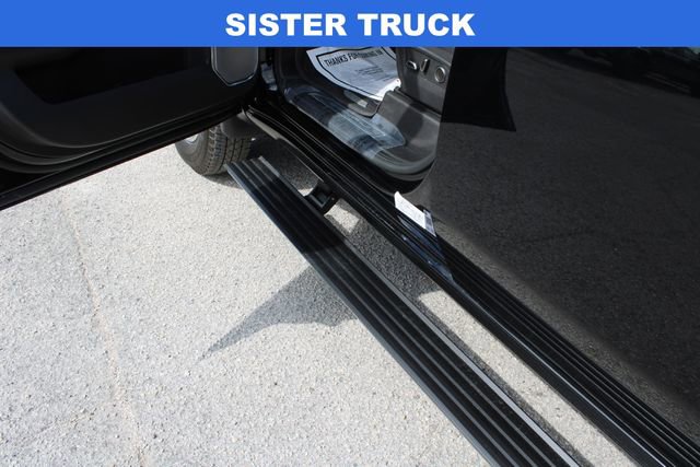 Used 2025 GMC Sierra 3500 Denali w/ Denali Reserve Package image 19