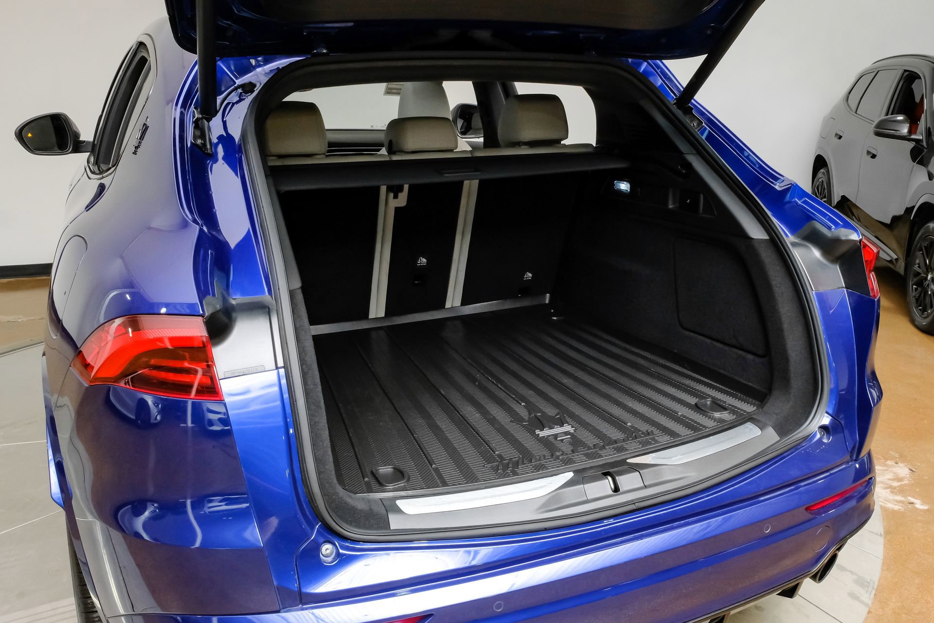 Used 2023 Maserati Grecale Modena image 53