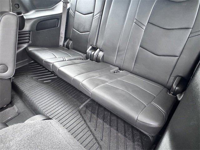 Used 2020 Cadillac Escalade Luxury image 25